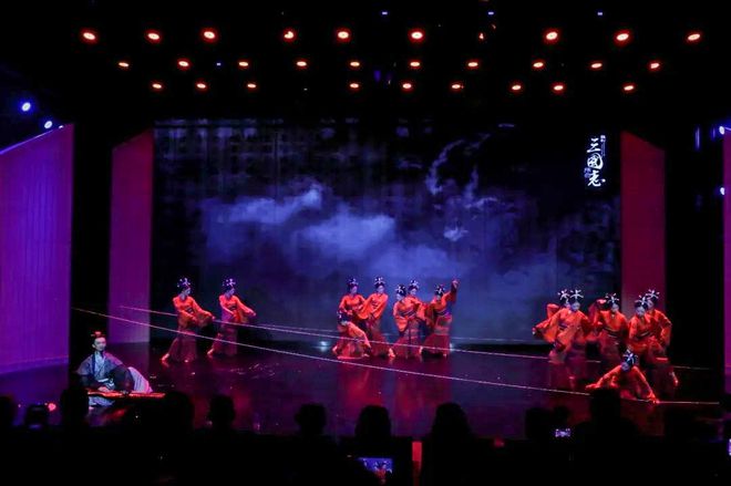 熊猫体育：大型舞剧《三国志》爆火！龙泉驿一品牌文化企业参与创作(图3)