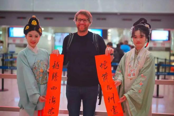 熊猫体育资讯：民航助推“最炫民族风”吹遍世界(图4)