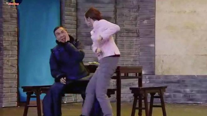 “搔首弄姿”还不害臊内娱为艺术献身的“流氓真相”该打破了(图20)