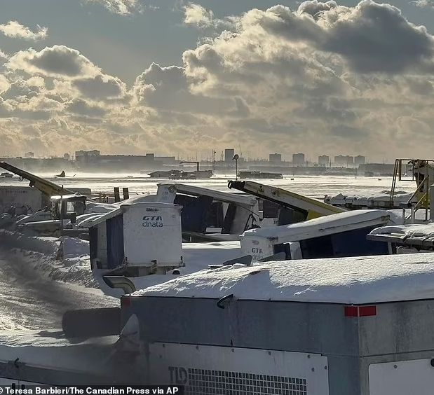80人全部生还！达美航空坠毁新视频曝光
