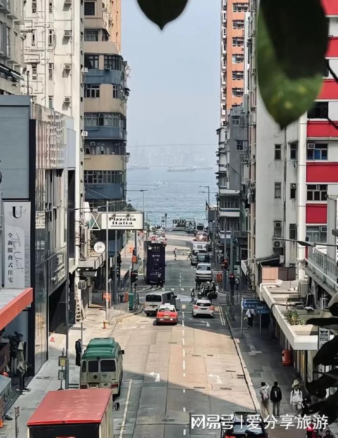 去港澳旅游需要带什么？港澳旅游攻略必去十大景点推荐。(图2)