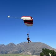 当事人回应玩滑翔伞被吸至8000多米高空：很后怕(图1)