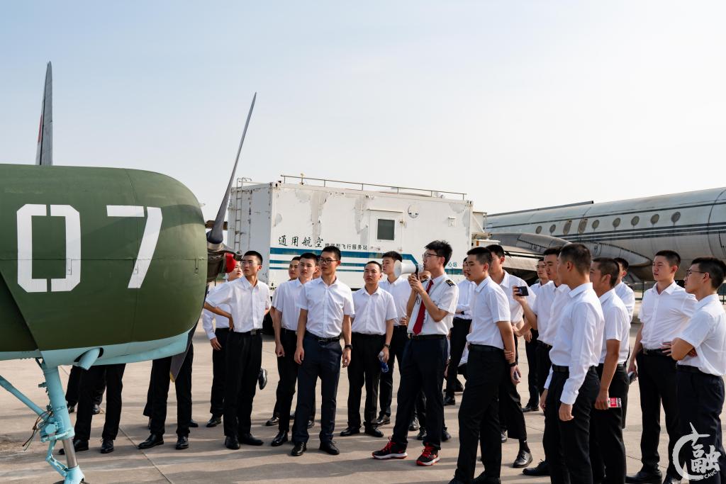 【航行践新功】谈斌与航空文化社团：打造梦想与激情一起绽放的舞台(图2)