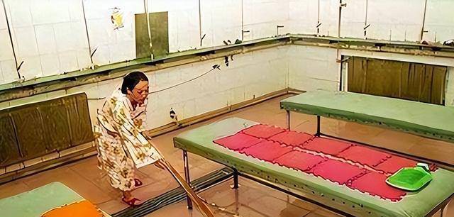 熊猫体育：她曾获9枚金牌却惨遭教练下药终身不育退役后沦为搓澡工(图10)