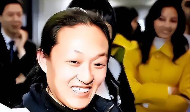 熊猫体育：她曾获9枚金牌却惨遭教练下药终身不育退役后沦为搓澡工(图12)
