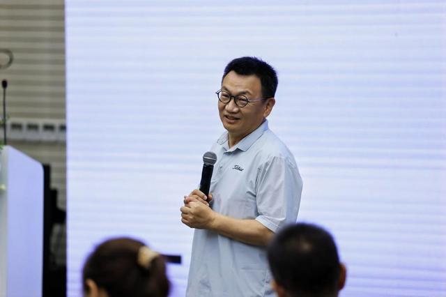 熊猫体育：西安欧亚学院文化传媒学院：看传媒教育如何拆掉高墙玩转边界(图3)