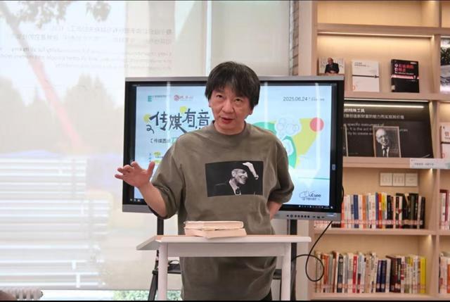 熊猫体育：西安欧亚学院文化传媒学院：看传媒教育如何拆掉高墙玩转边界(图10)