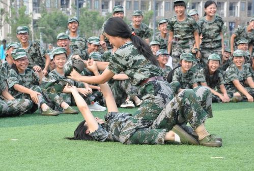 熊猫体育：军训搞什么项目赚钱多呢军训搞什么项目赚钱多呢女生(图1)