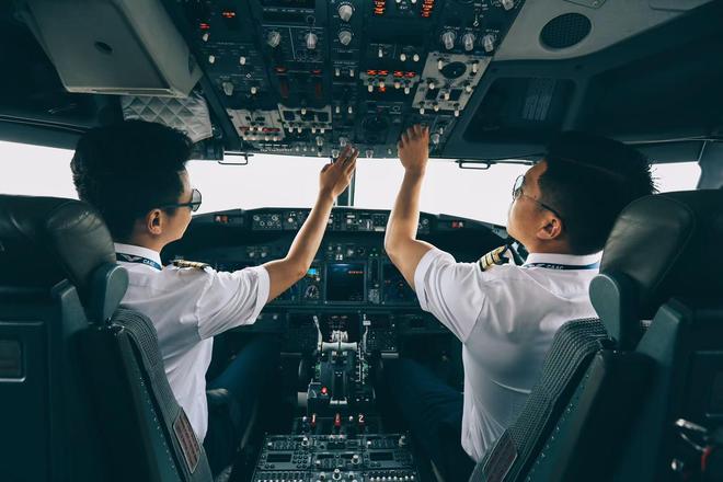 回顾：若飞机失事从5000米高空自由落体掉入水中有机会存活吗？(图23)