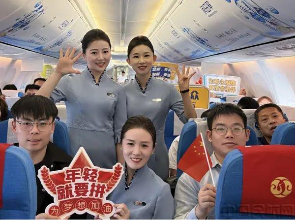 红色旅游传薪火千里圣地一日还(图2)