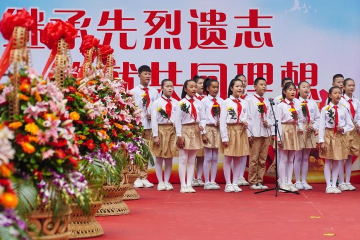 熊猫体育资讯：“孩子们成长得更好是我们最大的心愿”——以习近平同志为核心的党中央关心少年儿童成长和少先队工作纪实(图4)