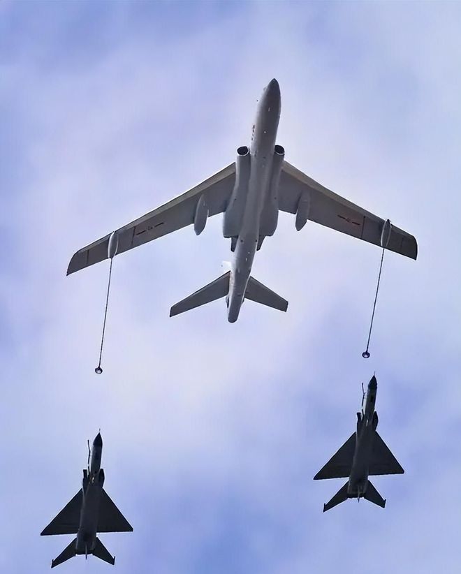 美特种部队杀入伊朗以国防部被炸特朗普拉7个国家卷入战火！(图10)