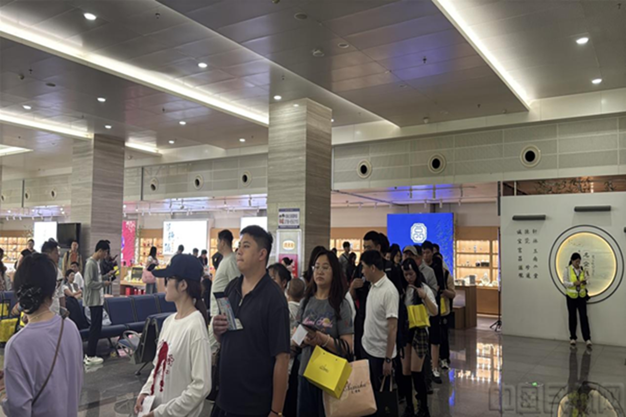 景德镇机场西安—景德镇—宁波正式开航(图6)